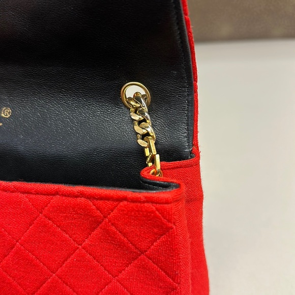 🔥🔥🔥Authentic Chanel Red Classic Flap Bag - Picture 12 of 15
